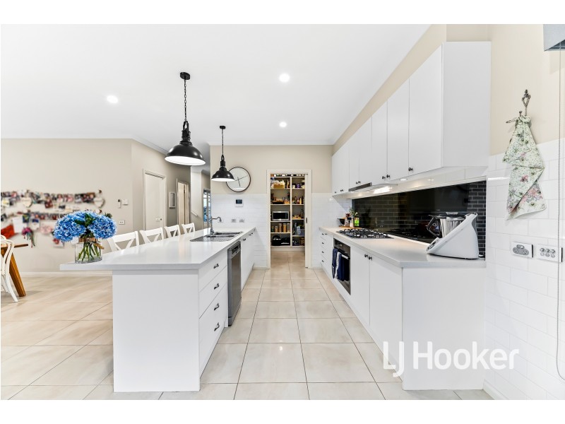 5 Illawarra Way, Pakenham VIC 3810