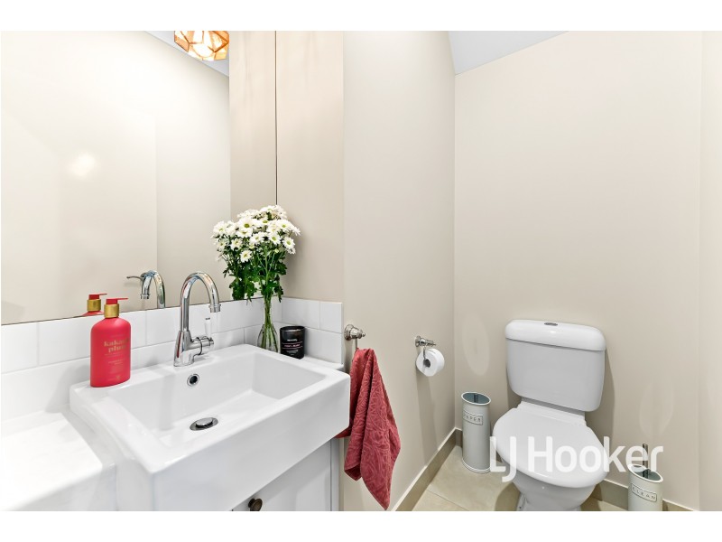 5 Illawarra Way, Pakenham VIC 3810