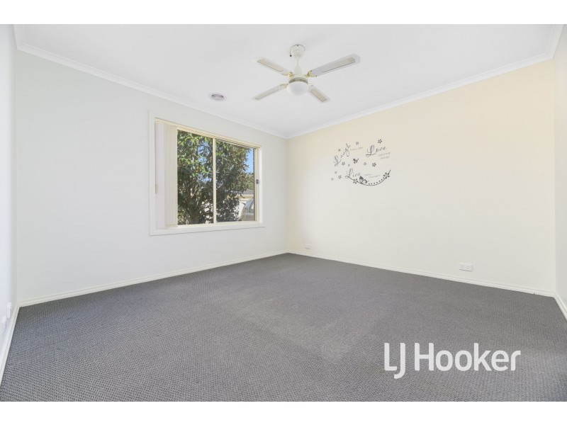 9/21-31 Parman Avenue, Pakenham VIC 3810