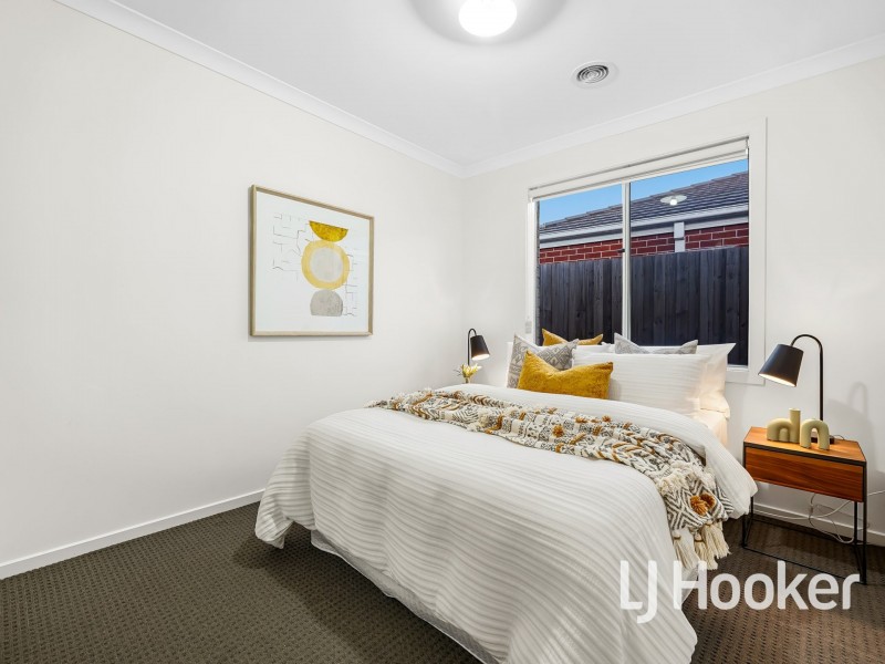 16 Manchester Boulevard, Officer VIC 3809