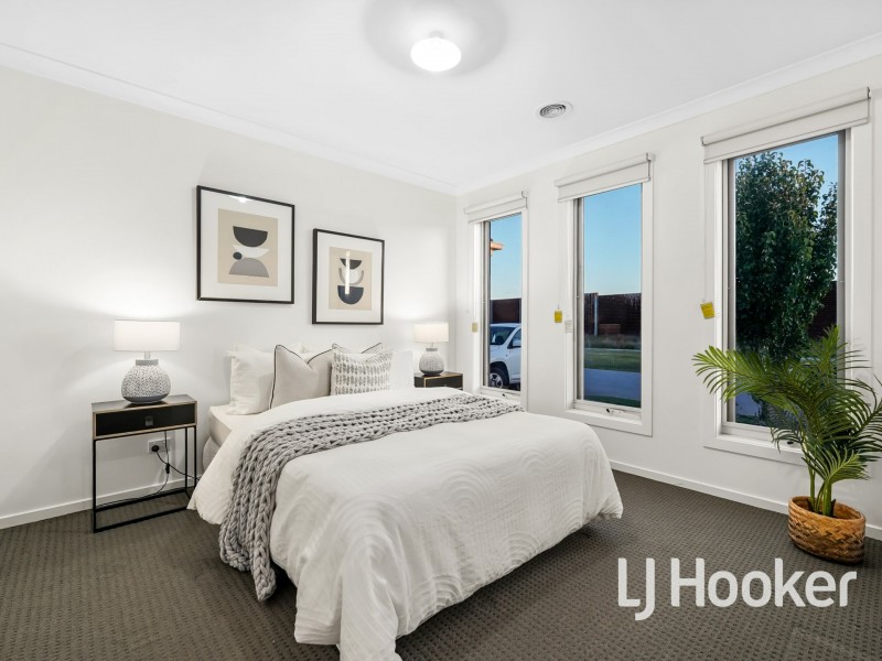 16 Manchester Boulevard, Officer VIC 3809