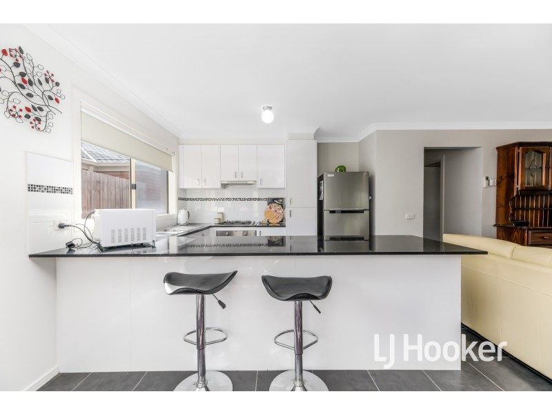 3/14 Shakespeare Court, Drouin VIC 3818