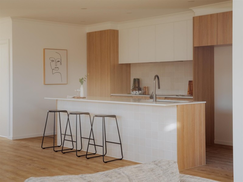 27 Simmental Street, Drouin VIC 3818