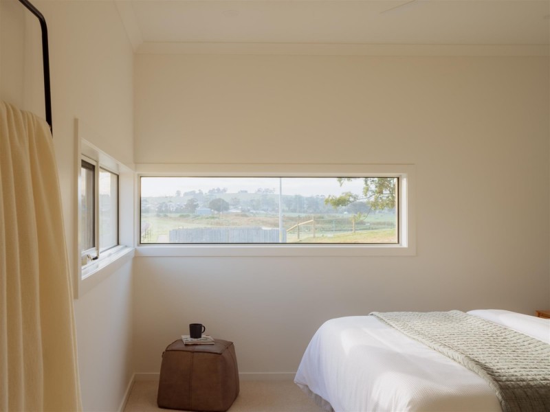 27 Simmental Street, Drouin VIC 3818