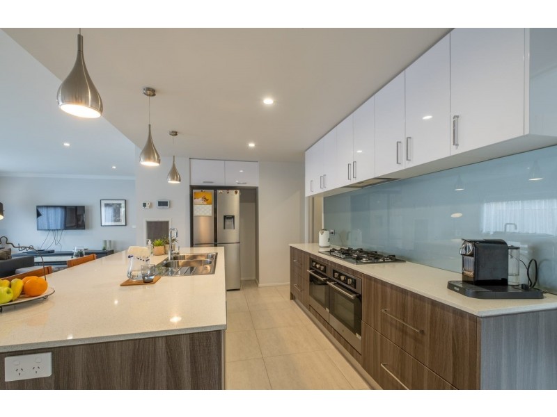 4 Marwood Way, Officer VIC 3809