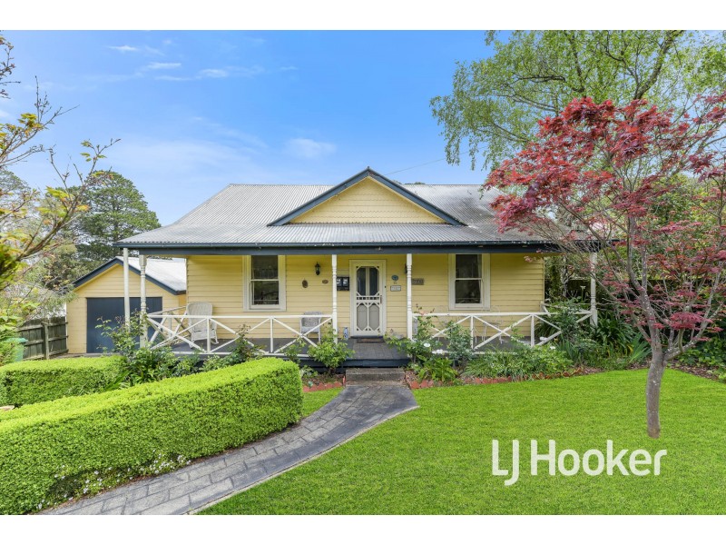 15 Garfield Road, Garfield VIC 3814