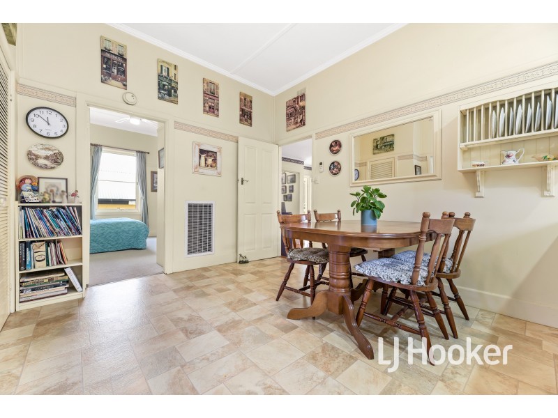 15 Garfield Road, Garfield VIC 3814