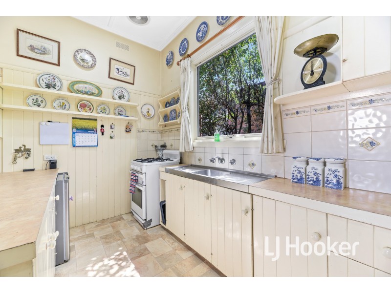 15 Garfield Road, Garfield VIC 3814