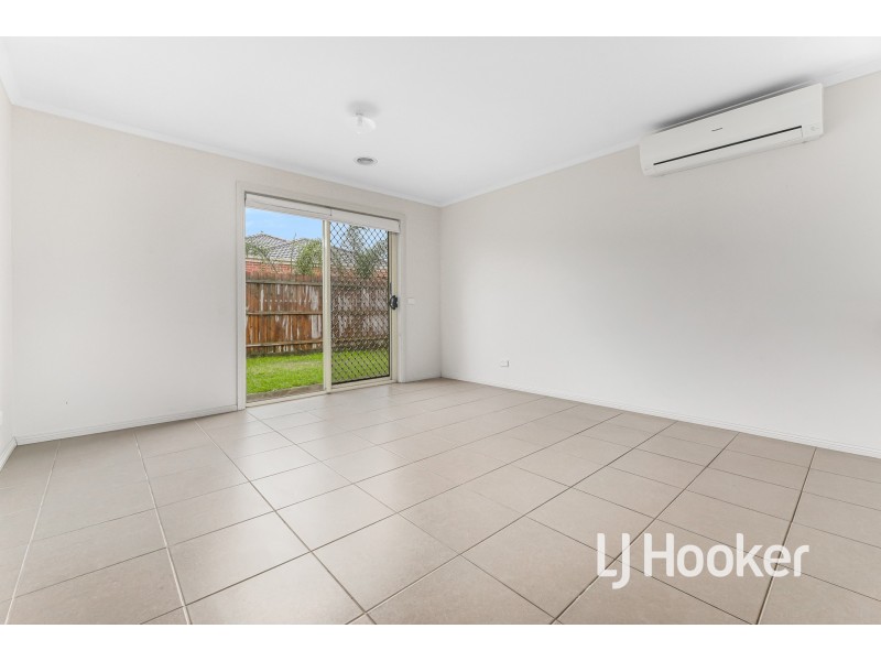 5 Tribuzi Close, Pakenham VIC 3810