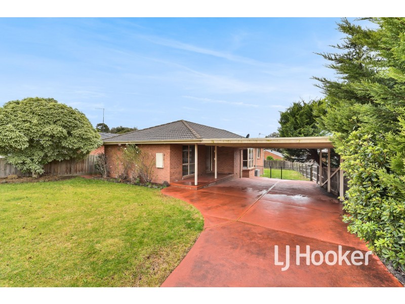 6 Damien Court, Pakenham VIC 3810