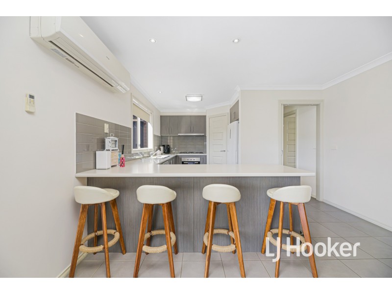 45 Thwaites Road, Pakenham VIC 3810