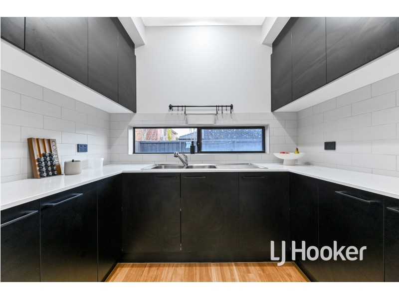 65 Kaduna Drive, Officer South VIC 3809