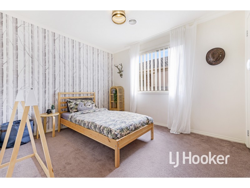 160 Racecourse Road North, Pakenham VIC 3810