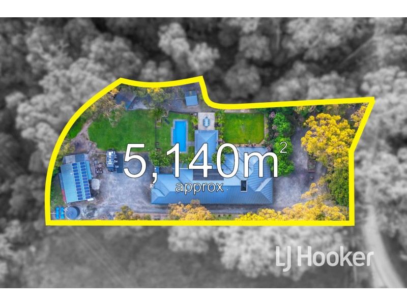 50 Gordon Road, Pakenham Upper VIC 3810