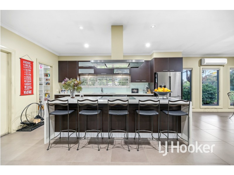 50 Gordon Road, Pakenham Upper VIC 3810