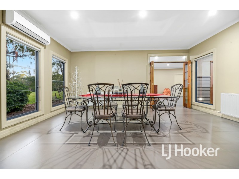 50 Gordon Road, Pakenham Upper VIC 3810