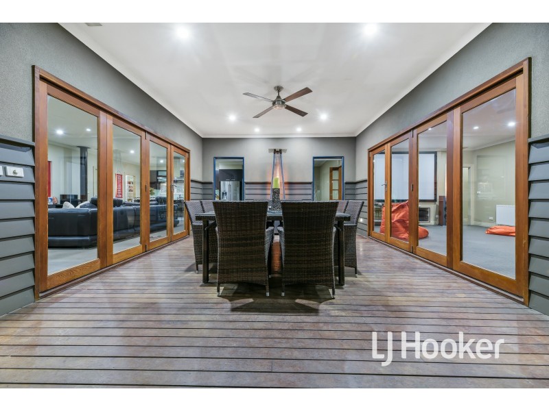 50 Gordon Road, Pakenham Upper VIC 3810