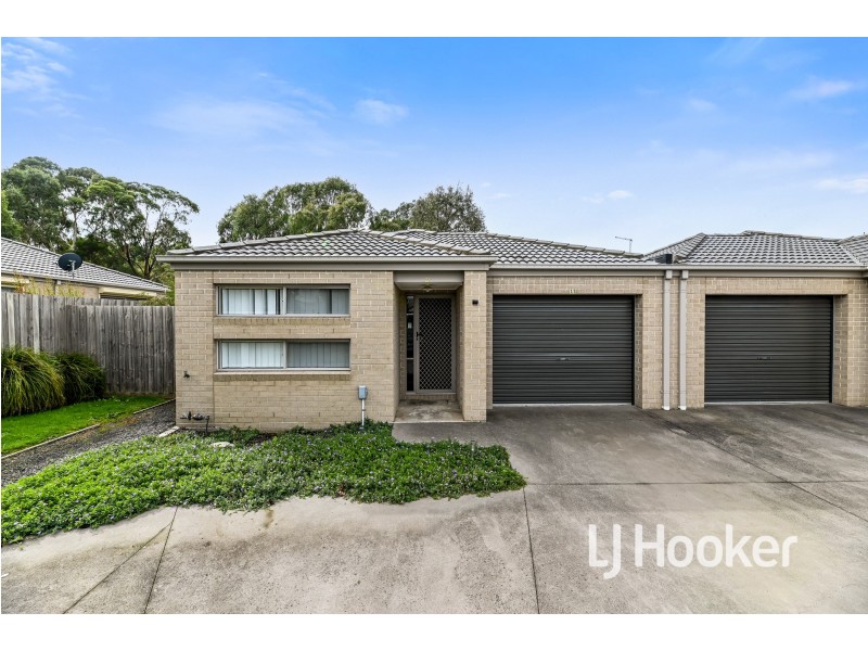 11/30 Sir Thomas Drive, Pakenham VIC 3810