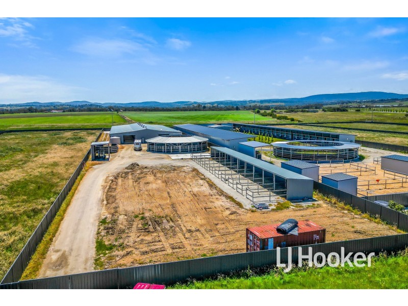 11 Knights Court, Tynong VIC 3813