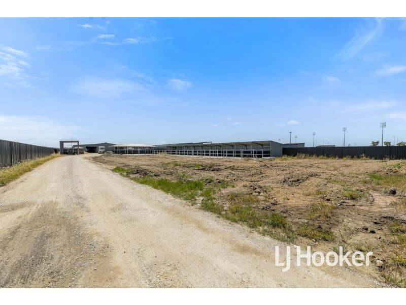 11 Knights Court, Tynong VIC 3813
