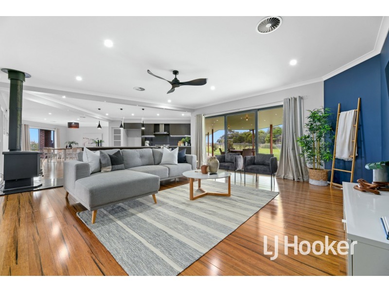 11 Joseph Road, Corinella VIC 3984