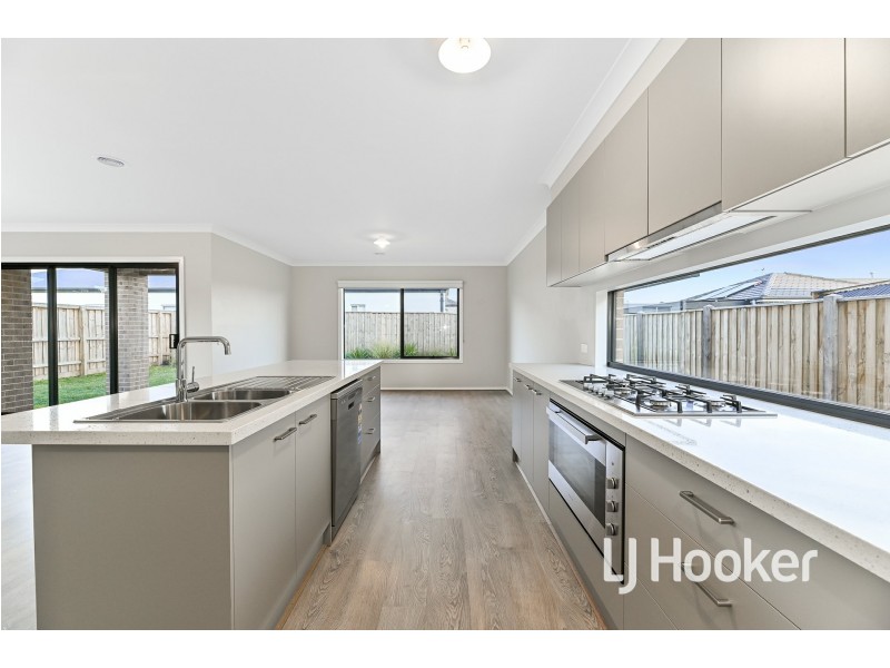 20 Horsetail Way, Drouin VIC 3818