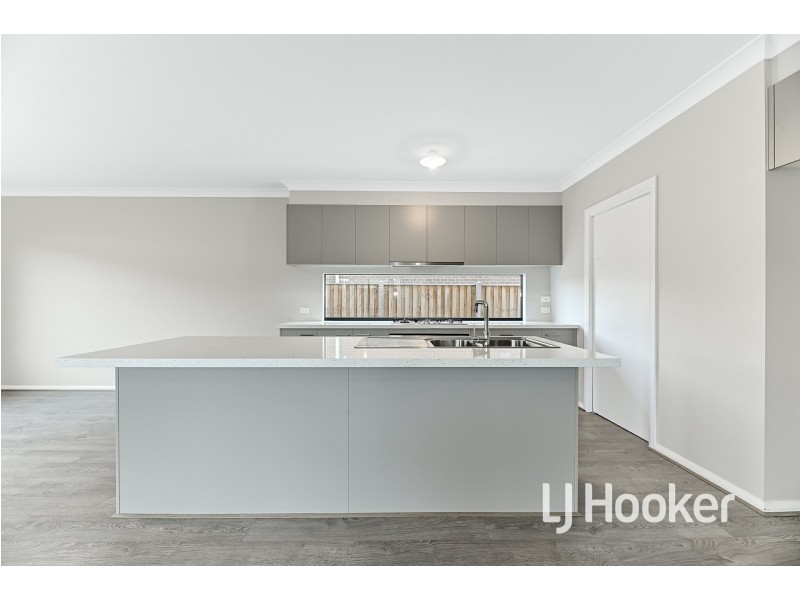 20 Horsetail Way, Drouin VIC 3818