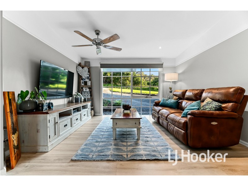 35 Olsen Road, Nar Nar Goon North VIC 3812