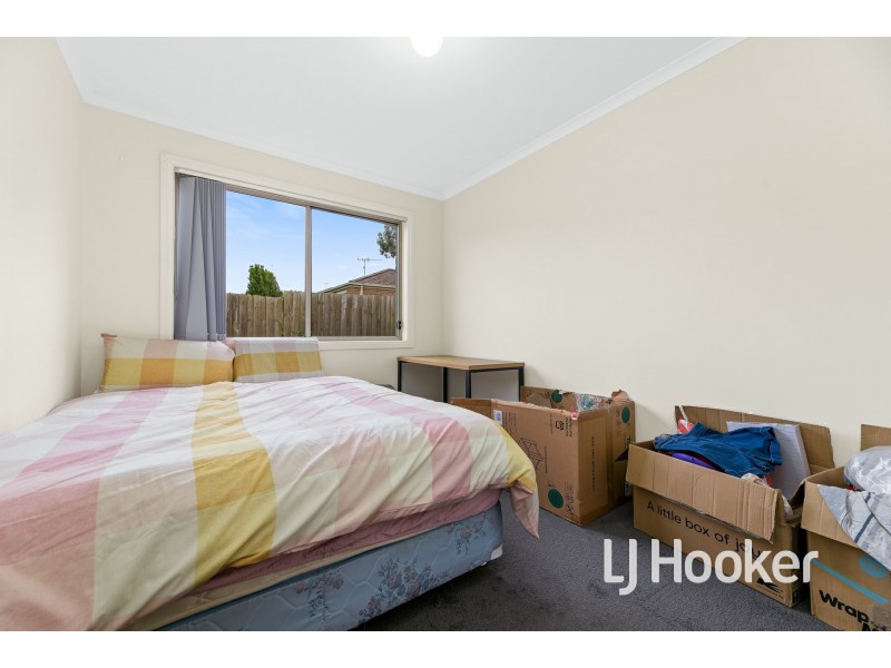 4/13 Redcherry Court, Pakenham VIC 3810