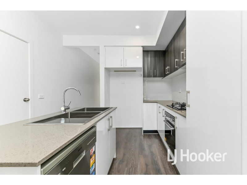 5 Limestone Drive, Berwick VIC 3806
