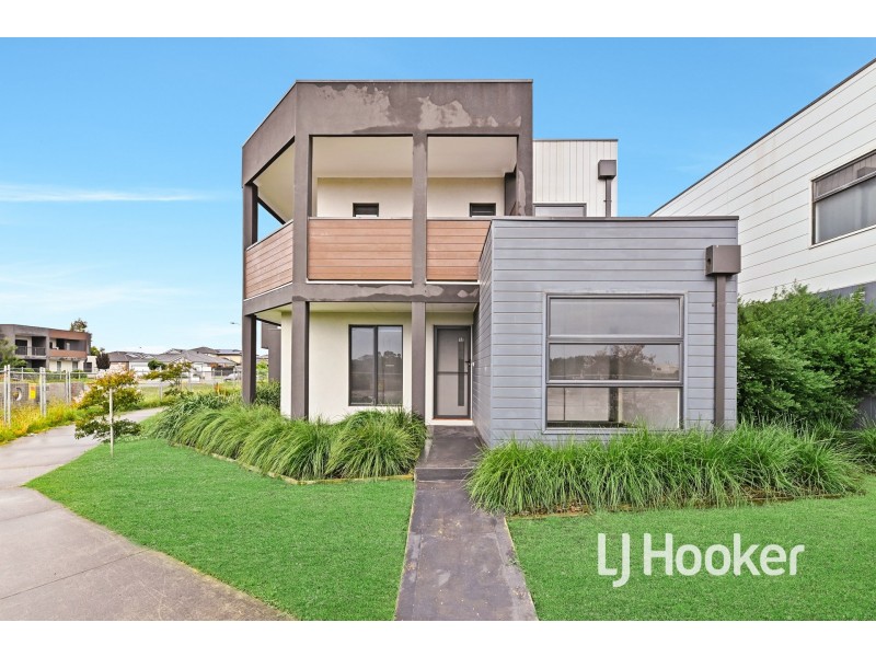 12/12 Sturt Court, Officer VIC 3809