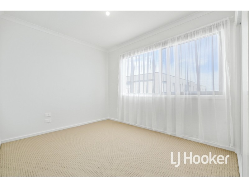 14 Rubus Way, Pakenham VIC 3810