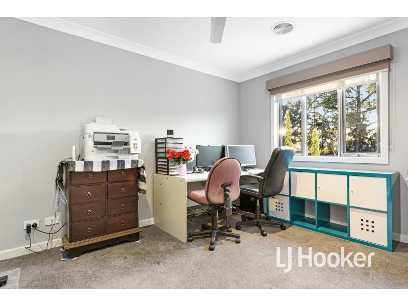 8/28 Buchanan Road, Berwick VIC 3806