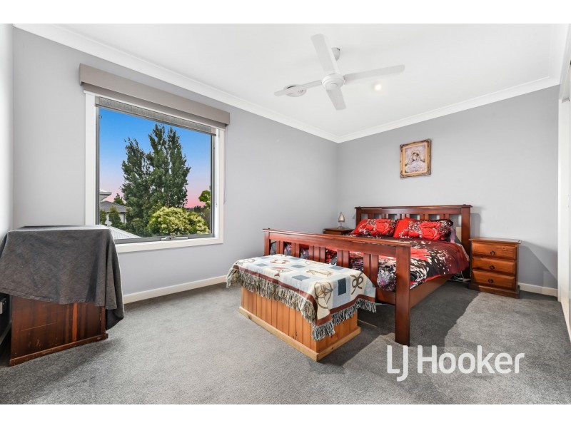 8/28 Buchanan Road, Berwick VIC 3806