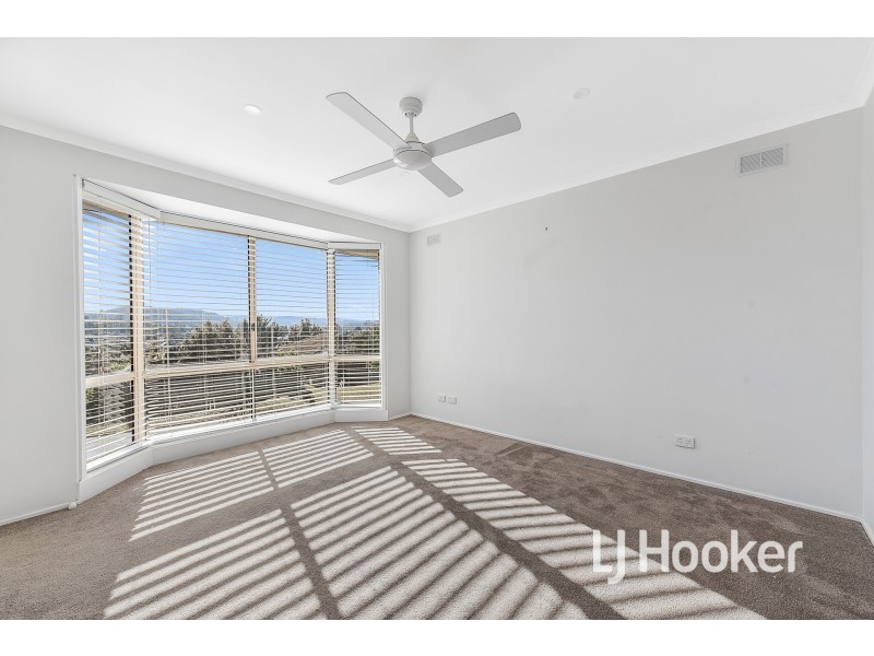 6 Angus Court, Pakenham VIC 3810