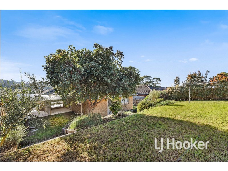 6 Angus Court, Pakenham VIC 3810