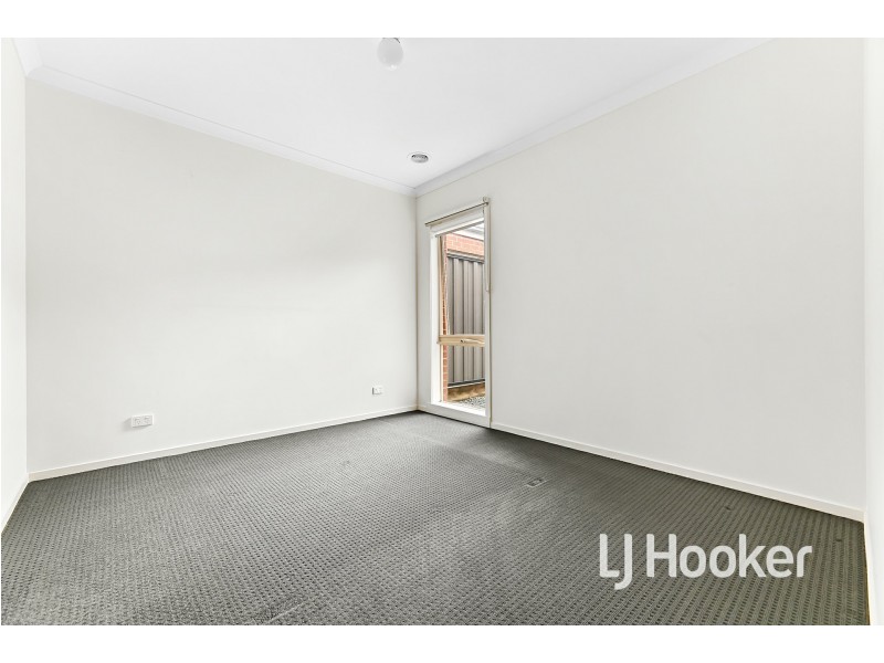 23 Havana Parade, Pakenham VIC 3810