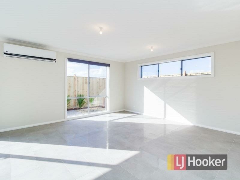 120 Primrose Avenue, Officer VIC 3809