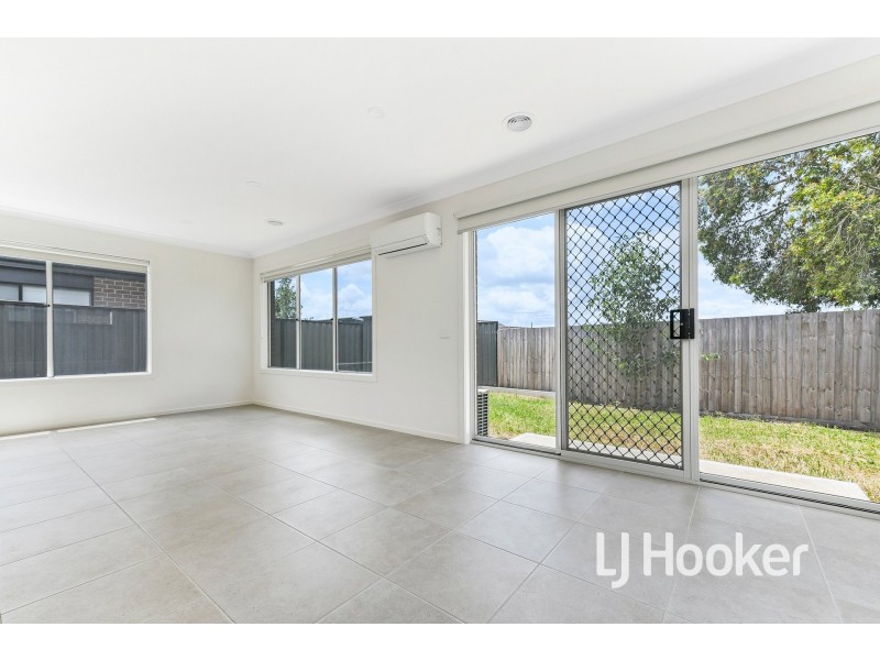 20 Expedition Circuit, Pakenham VIC 3810