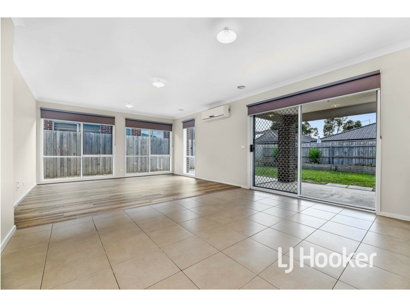 34 Verdant Avenue, Officer VIC 3809