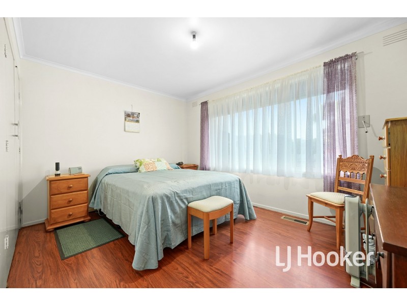 10 Charles Street, Pakenham VIC 3810