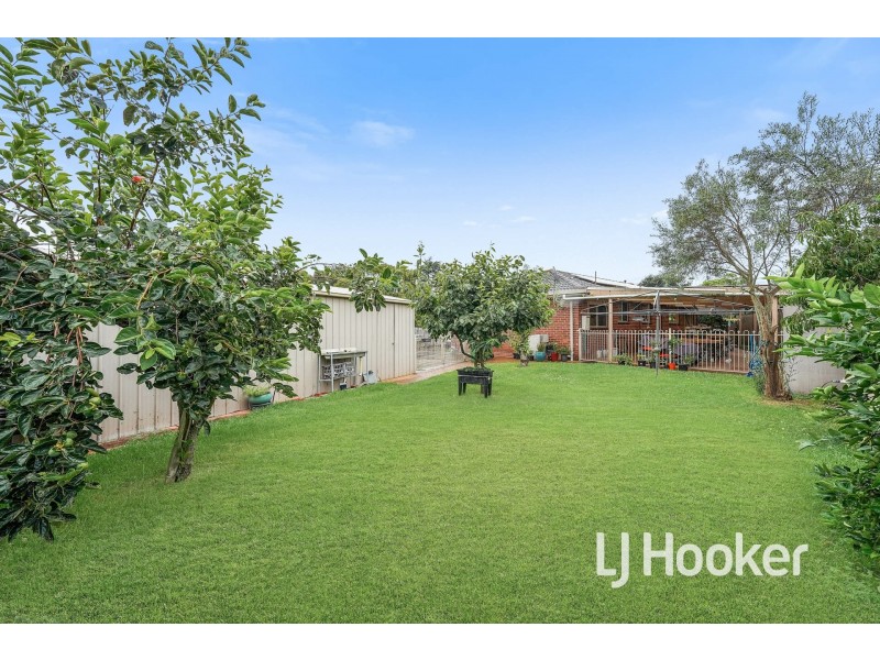 10 Charles Street, Pakenham VIC 3810