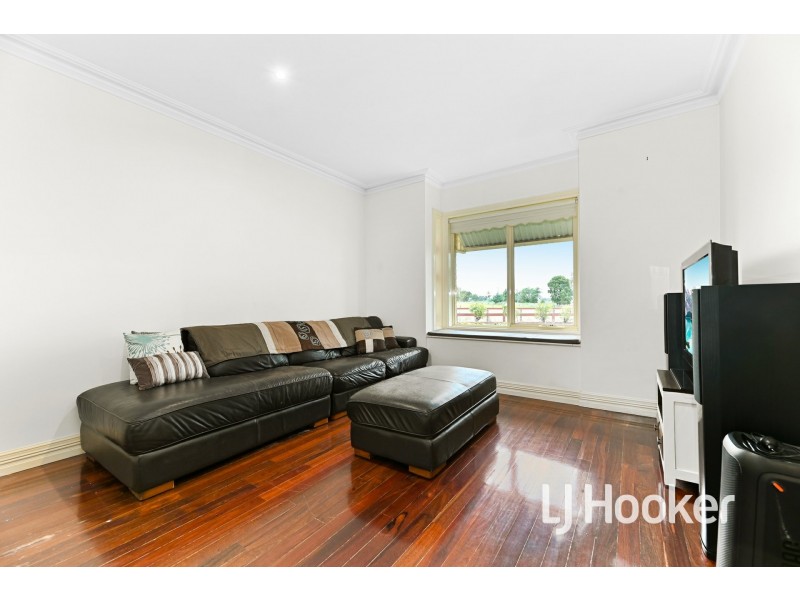 145 Eleven Mile Road, Tynong VIC 3813