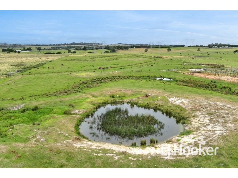 145 Eleven Mile Road, Tynong VIC 3813