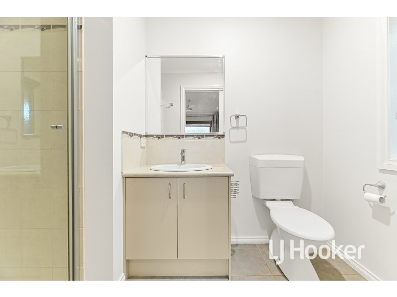 23 Kingdom Drive, Cranbourne VIC 3977