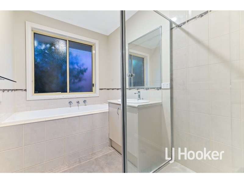 23 Kingdom Drive, Cranbourne VIC 3977