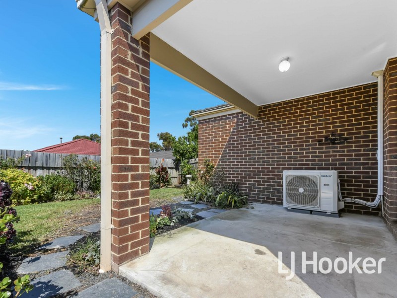 43 Pommel Street, Pakenham VIC 3810