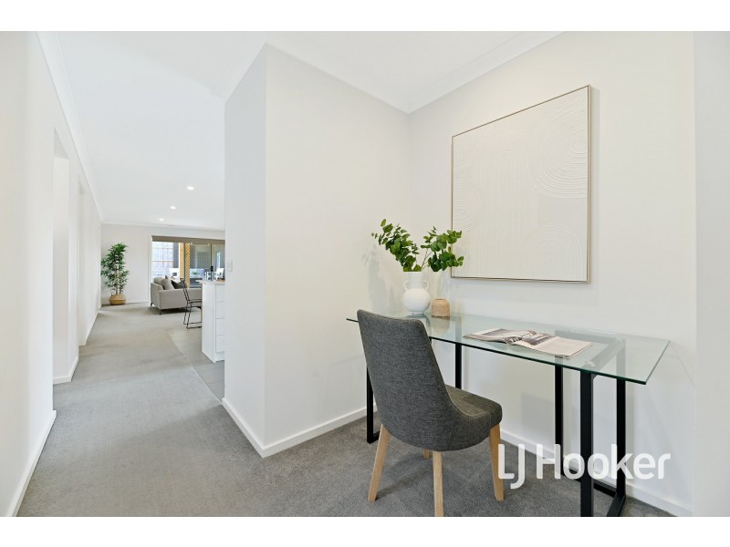 55 Mountford Rise, Pakenham VIC 3810