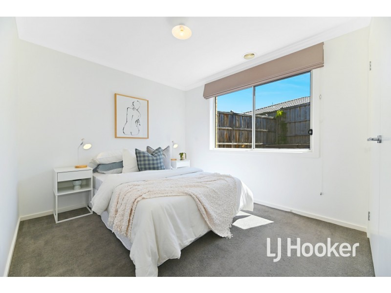 55 Mountford Rise, Pakenham VIC 3810