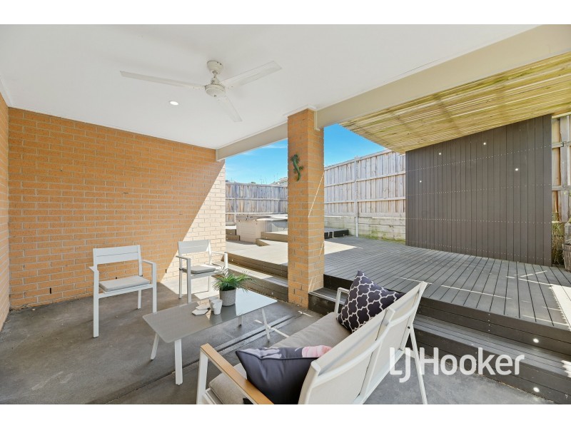 55 Mountford Rise, Pakenham VIC 3810